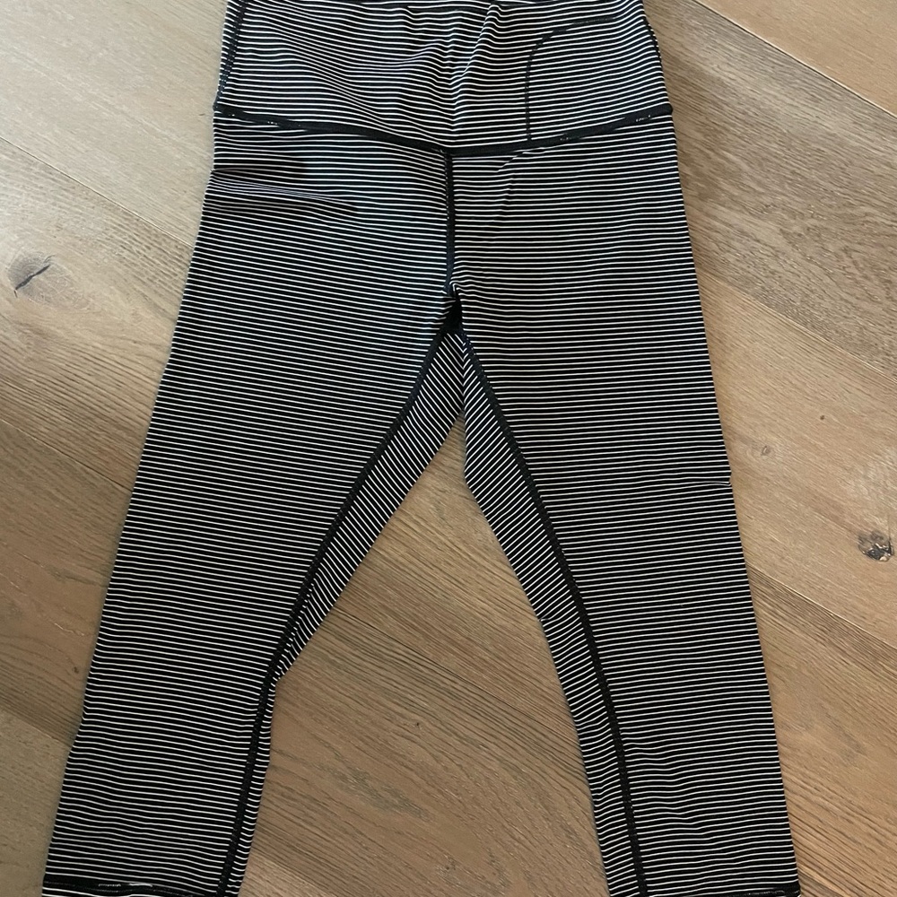 Lululemon Black and White Leggings